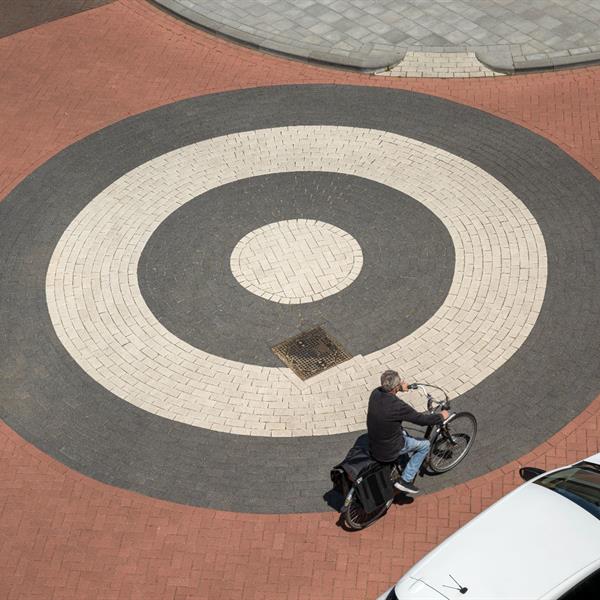 Kerkrade, Grondsveldstraat / Erensteinerveld | Façade Beton