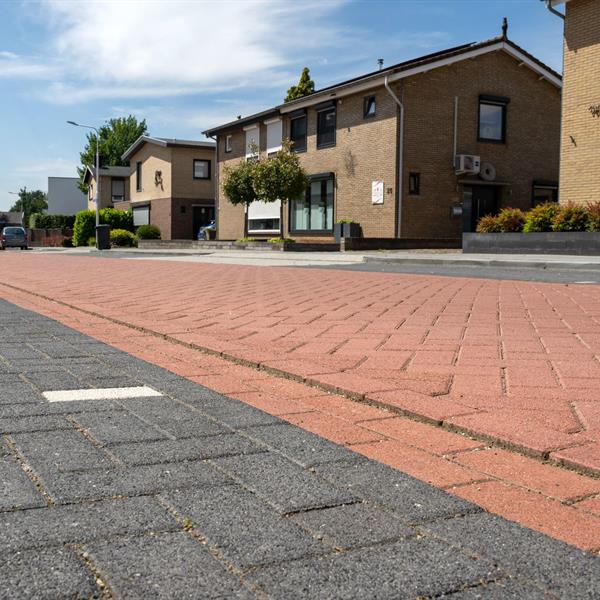 Kerkrade, Grondsveldstraat / Erensteinerveld | Façade Beton