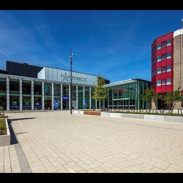 Maastricht, Forumplein / MECC | Façade Beton