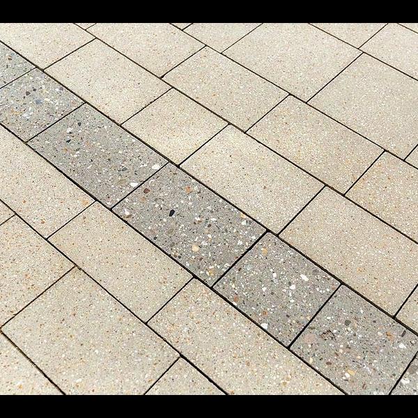 Maastricht, Forumplein / MECC | Façade Beton