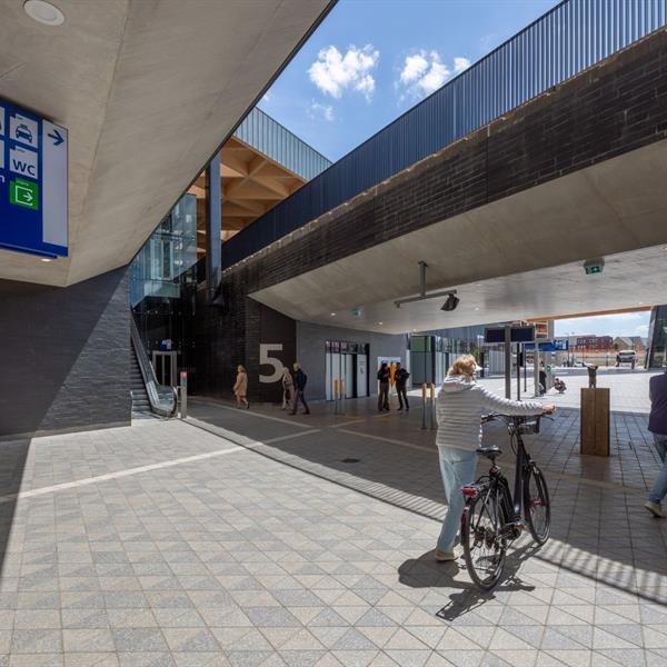 Station Ede | Façade Beton