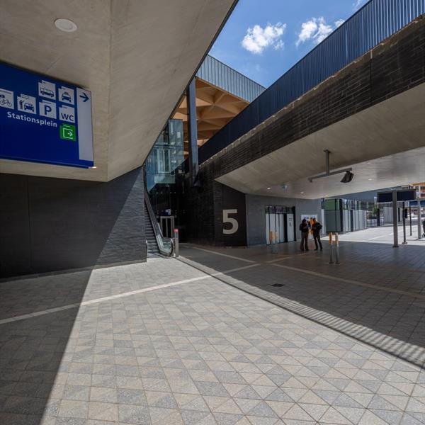 Station Ede | Façade Beton