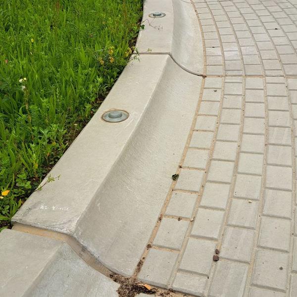 Rotonde verbindingsweg Panheel Provinciale weg N273 | Façade Beton