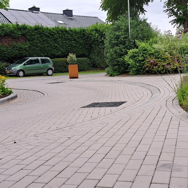 Primeur in Limburg, toepassing van beDrain/Bufferblock | Façade Beton