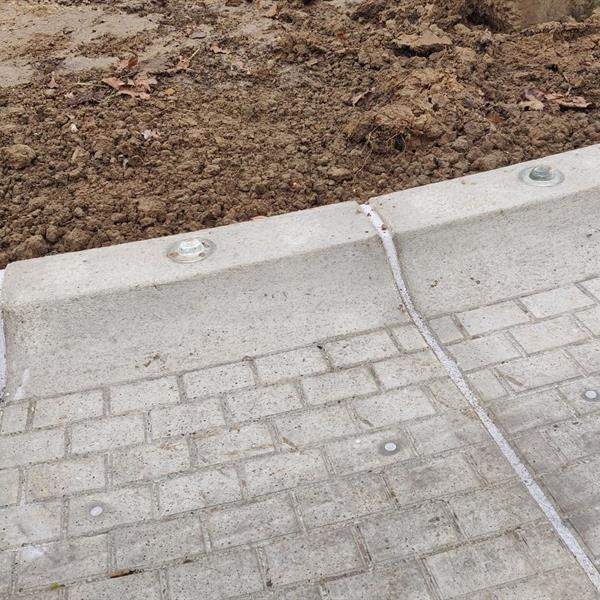 Leicon Verkeersgeleiding prefab rotonde IKEA Heerlen | Façade Beton