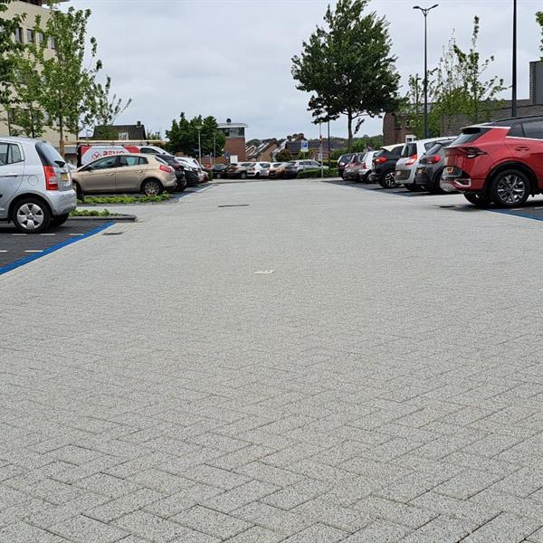 Update parkeergebied Bartokring centrum gemeente Landgraaf | Façade Beton