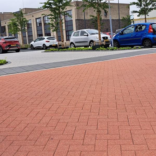 Update parkeergebied Bartokring centrum gemeente Landgraaf | Façade Beton