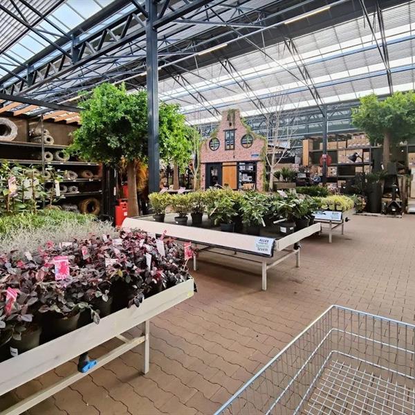 H-profielbestrating voor Intratuin | Façade Beton