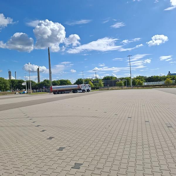 Chemelot Gate 1 realisatie 4 jaar later | Façade Beton