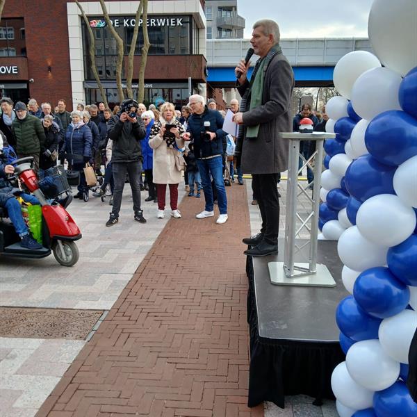 Feestelijke opening van het vernieuwde Stadsplein in Capelle Centrum | Façade Beton
